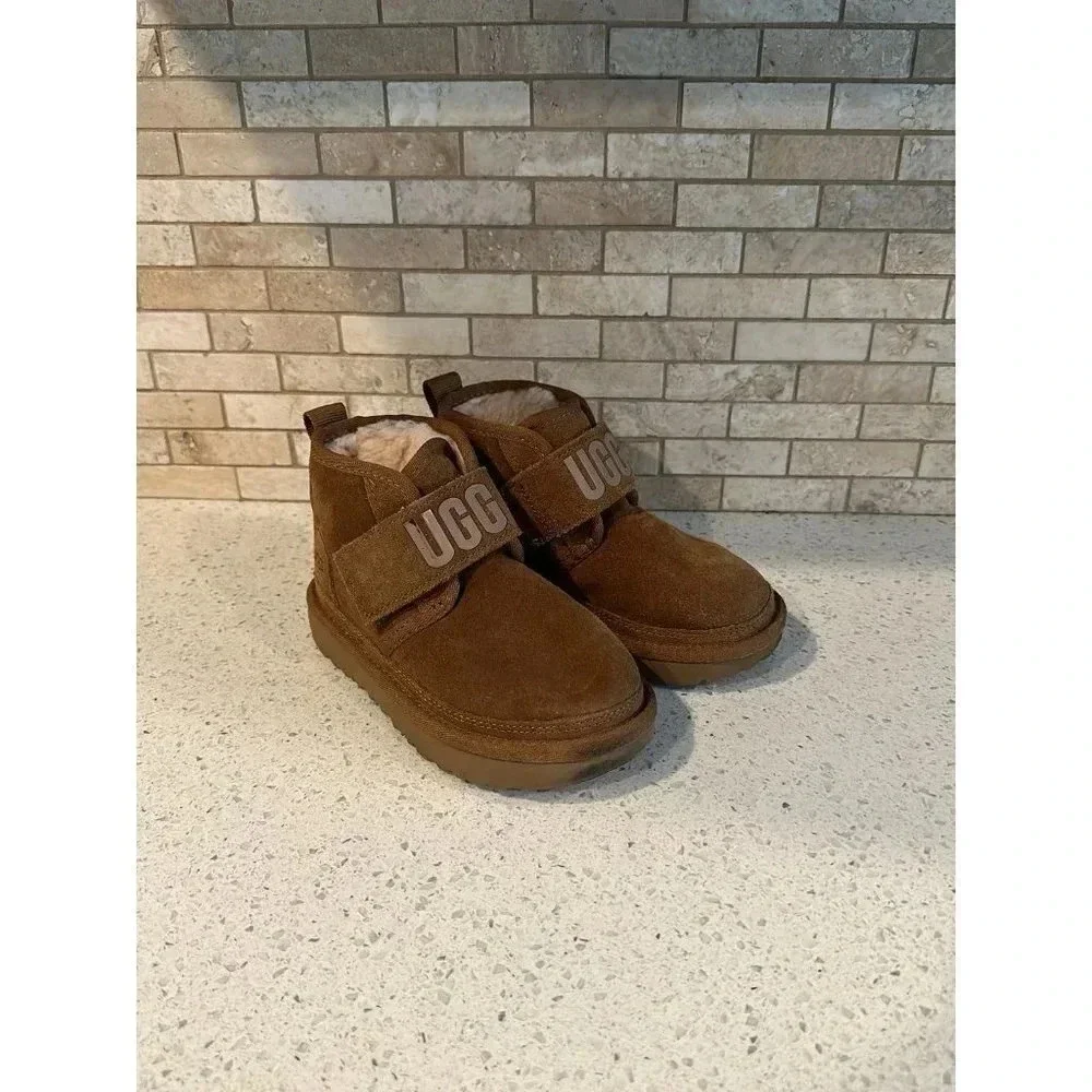 UGG T Neumel Graphic boot for kids  b1‎